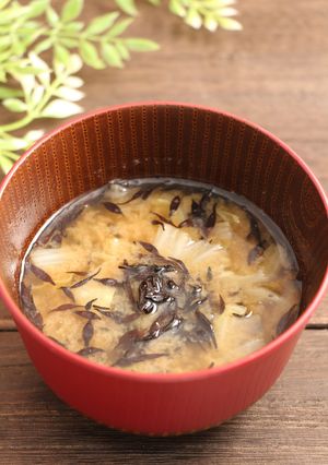 痛風対策！ひじきと白菜のお味噌汁-レシピのメイン写真