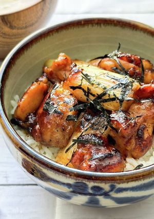 ごはんすすむ【焼き鳥丼】-レシピのメイン写真