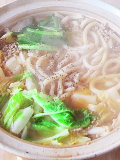 鍋☆うどん鍋☆旨辛韓国白菜☆100円以下-レシピのメイン写真