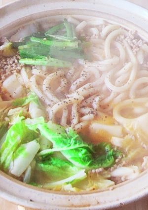 鍋☆うどん鍋☆旨辛韓国白菜☆100円以下-レシピのメイン写真