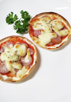 残った餃子の皮で…！ ミニピザ-レシピのメイン写真