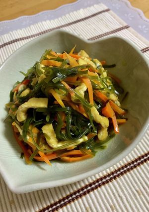 刻み昆布と人参の炒め煮♪-レシピのメイン写真