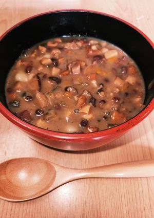 変わり種　小豆入りの料亭お雑煮-レシピのメイン写真