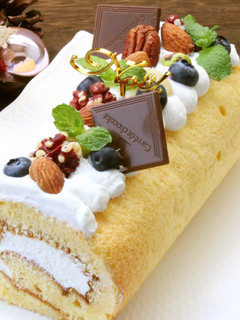 ヨーグルトクリームのロールケーキ-レシピのメイン写真