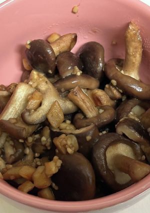桃屋のきざみにんにくとしいたけ炒め-レシピのメイン写真