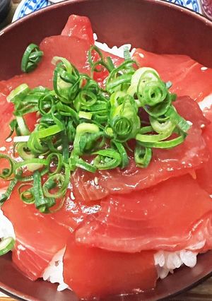 鎌田のだし醤油で簡単　マグロ漬け丼-レシピのメイン写真