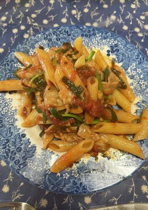 豚バラとニラのアラビアータ風パスタ-レシピのメイン写真