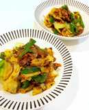 いわしの蒲焼き缶で回鍋肉風炒め