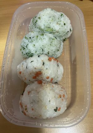 オガタモーニング　2色おにぎり-レシピのメイン写真
