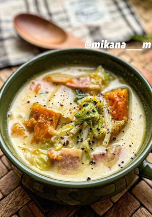 かぼちゃと白菜のガリバタクリーミースープ-レシピのメイン写真