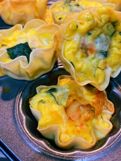 餃子皮でカップキッシュ-レシピのメイン写真