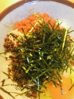 毎日のしろごはん●ふりかけ三種盛り丼-レシピのメイン写真