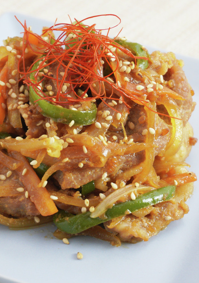 我が家の定番！豚肉と野菜の醤油麹炒め-レシピのメイン写真