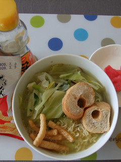 袋ラーメンにいろいろのせてみた。-レシピのメイン写真