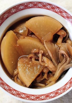 大根と玉ねぎ きのこの ニンニク醤油煮✾-レシピのメイン写真