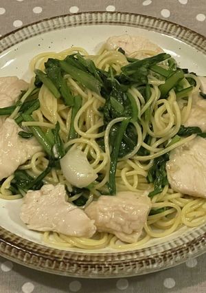 春菊と胸肉の柚子胡椒パスタ-レシピのメイン写真