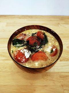 トマトとクリームチーズの味噌汁-レシピのメイン写真