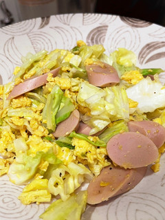 簡単!魚肉ソーセージとキャベツの炒め物♫-レシピのメイン写真