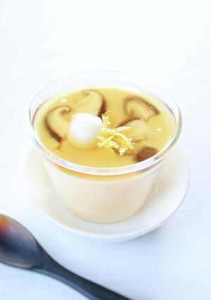 優しい【ユリ根の茶碗蒸し（柚子あん）】-レシピのメイン写真