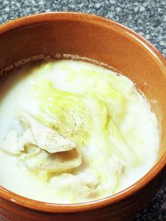 白菜大量消費!白菜の玉ねぎ麹ミルクスープ-レシピのメイン写真