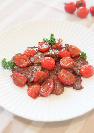 ミニトマトと牛肉の黒酢炒め-レシピのメイン写真