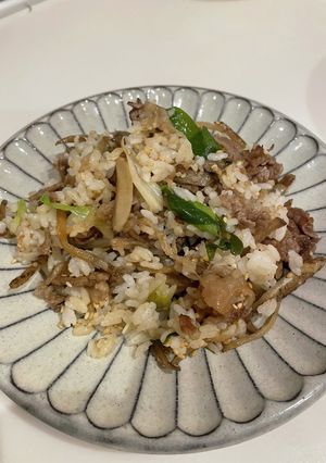 牛肉とごぼうのピラフ-レシピのメイン写真
