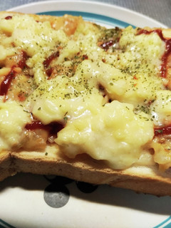 シチューの翌日はグラタン風トースト☆-レシピのメイン写真