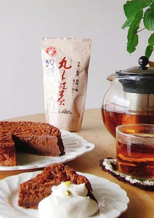 クラフト紅茶に濃厚チョコケーキ☆和紅茶-レシピのメイン写真