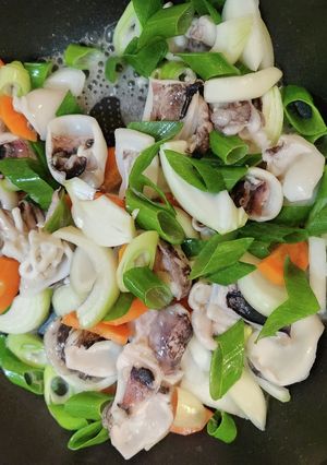 ≪韓国風≫ コウイカと野菜の甘辛炒め-レシピのメイン写真