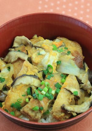 うすあげととうふのふわふわチキンカツ丼-レシピのメイン写真