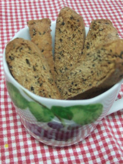 ダイエットの味方★ごまきなこビスコッティ-レシピのメイン写真