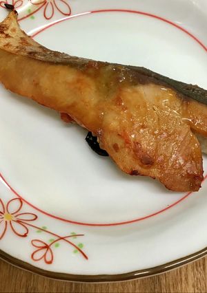 ご飯のお供/ブリのピリ辛味噌漬け焼き-レシピのメイン写真