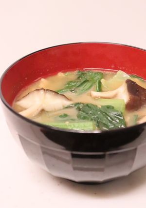 朝昼夕♪小松菜と生しいたけの納豆汁-レシピのメイン写真