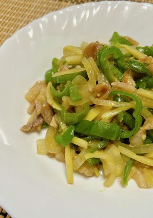 こどもが食べやすい”チンジャオロースー by kanoto's キッチン
