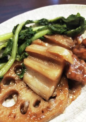 蓮根と牛肉煮☆大根の葉を添えて-レシピのメイン写真