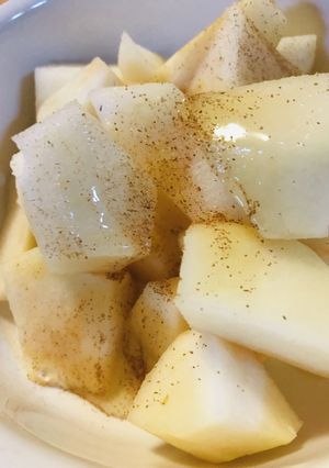 ザク切り洋梨のはちみつシナモントッピング-レシピのメイン写真