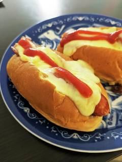 〈クリスマス〉食いしん坊サンタクロース　ホットドッグ クリスマス〉食いしん坊サンタクロースホットドッグ