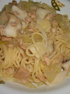 めんつゆでツナとキノコの和風パスタ-レシピのメイン写真