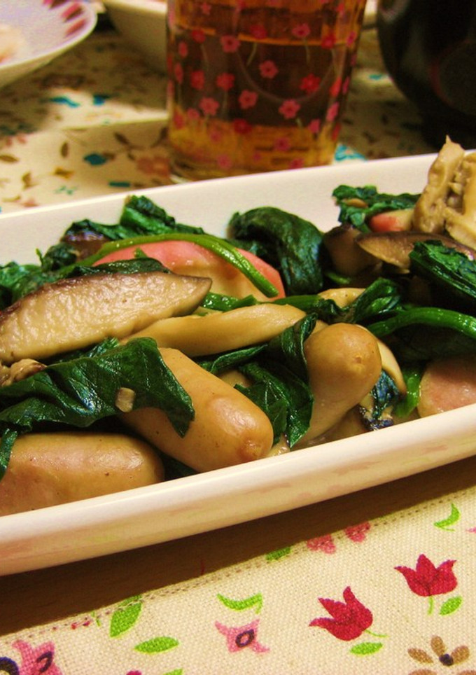 ほうれん草とかまぼこの炒め物-レシピのメイン写真