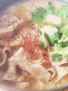 アジアン粥☆濃厚味噌バター☆エスニック鍋-レシピのメイン写真