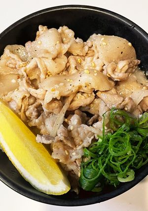 はなまるうどん風【塩豚丼】改良版-レシピのメイン写真