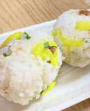 たくあんと大葉と梅のおにぎり