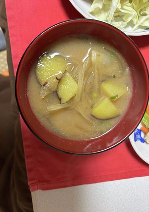 さつまいもの味噌汁-レシピのメイン写真
