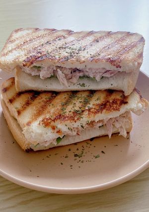 ツナマヨのホットサンド-レシピのメイン写真