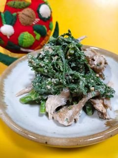 春菊と舞茸のゴママヨ和え -レシピのメイン写真