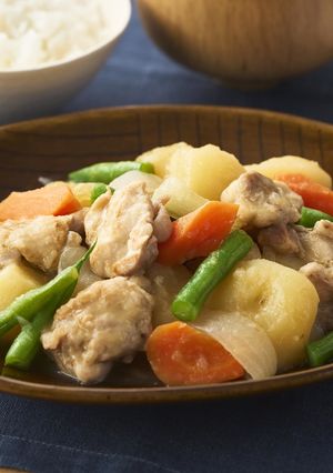 フィッシュブイヨンの旨味たっぷり鶏じゃが-レシピのメイン写真