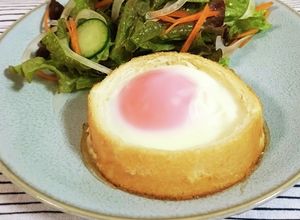 ボリュームupな目玉焼き♪パン耳活用-レシピのメイン写真