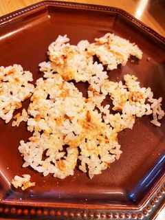 干からびたご飯で作るパリパリお煎餅。-レシピのメイン写真