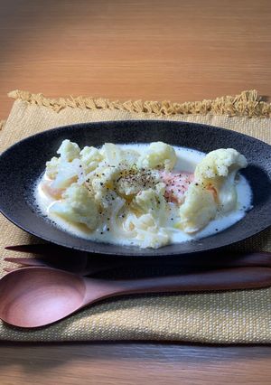 カリフラワーと塩鮭のクリーム煮-レシピのメイン写真