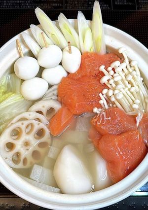 白い野菜と鮭のホワイト鍋-レシピのメイン写真